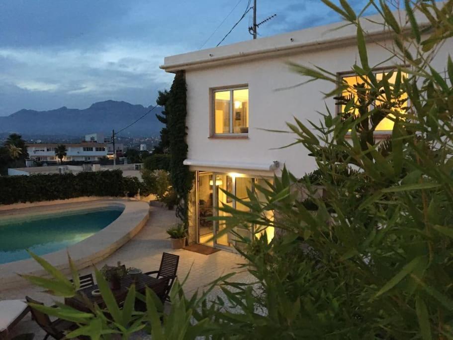 Villa In Albir L'Alfas del Pi Luaran gambar