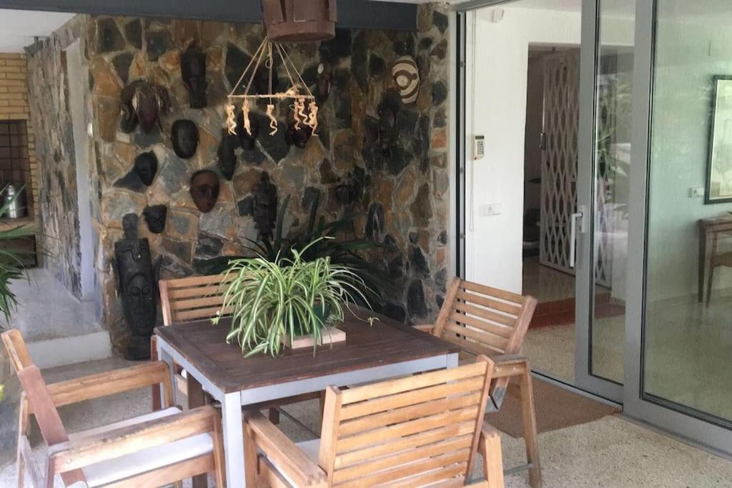Villa In Albir L'Alfas del Pi Luaran gambar
