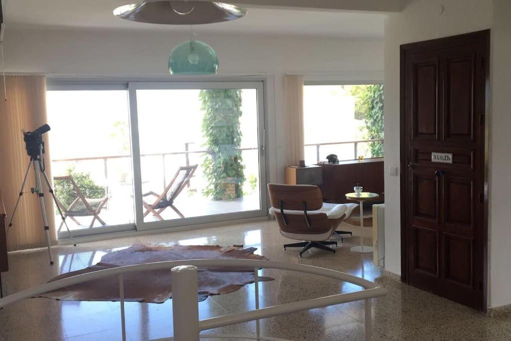 Villa In Albir L'Alfas del Pi Luaran gambar